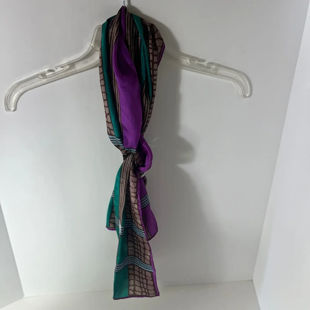 Vintage Vera Neuman Silk Geometric Rectangular Scarf 10 x 52
